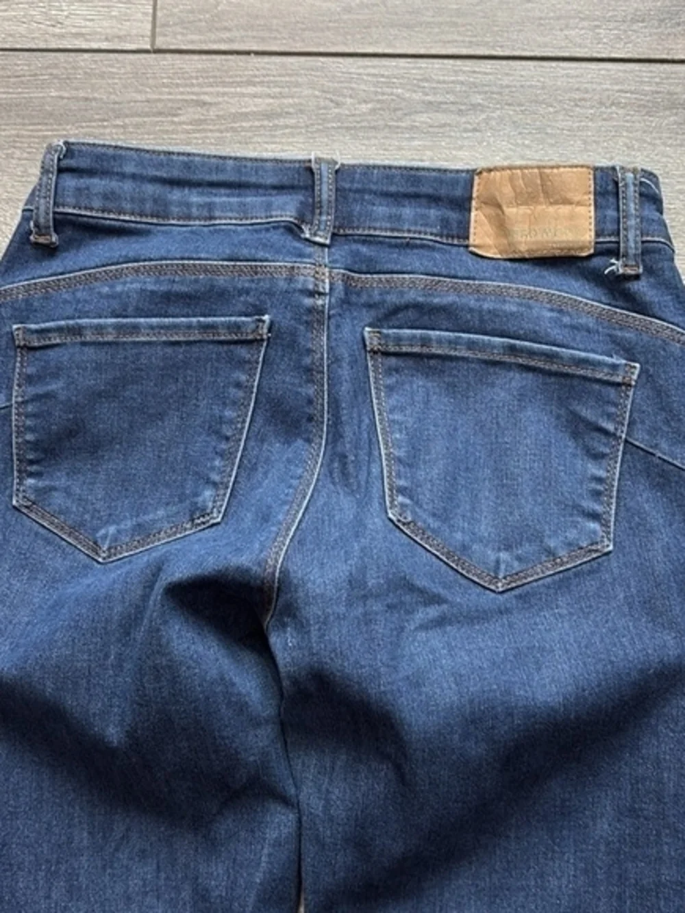 Dark Blue Women's Stretch Skinny Jeans - Picture 3 of 7